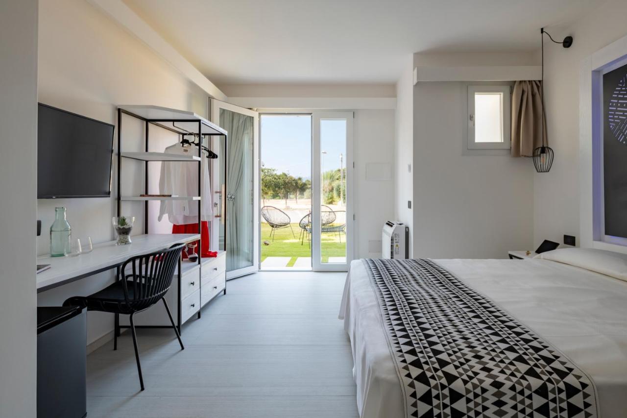 Cara A Bentu - Charming Rooms Тортоли Экстерьер фото